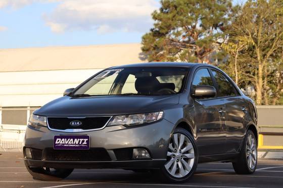 KIA CERATO 1.6 SX3 16V GASOLINA 4P AUTOMÁTICO KIA CERATO 1.6 SX3 16V GASOLINA 4P AUTOMÁTICO
